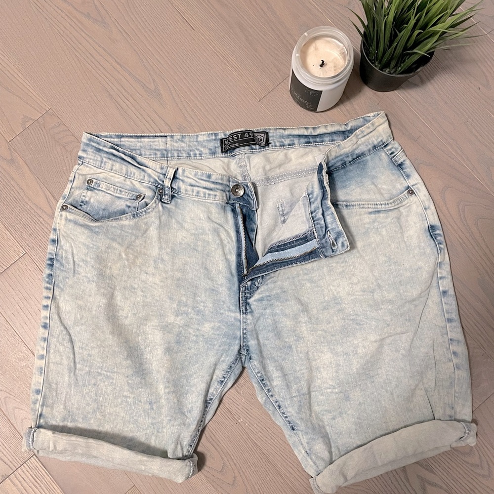 Men’s West49 Denim Shorts